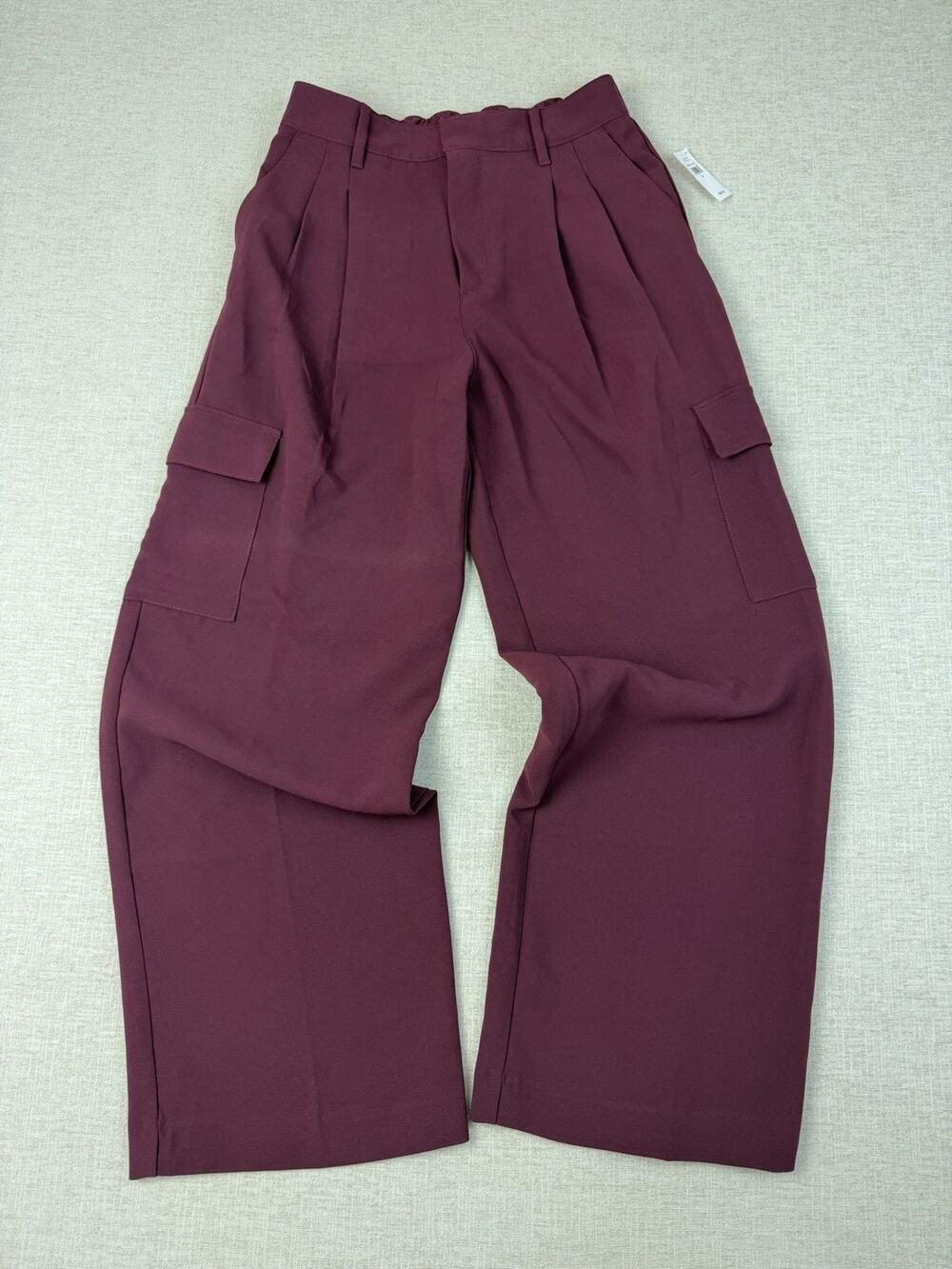 GAP Easy Trouser Cargo Pants Women’s Size 8 Burgundy Wide Leg NWT Pleated